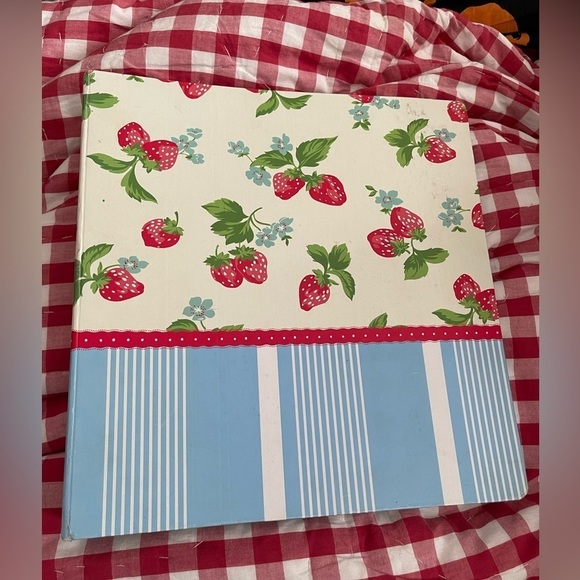 Cath Kidston Recipe Organizer Folder Dividers, Papers, & Lots Of Color - Picture 1 of 16